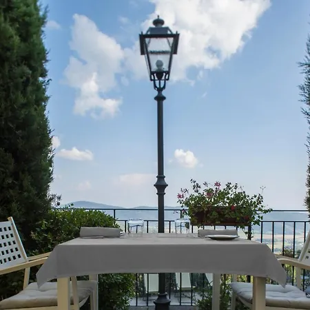 Hotel Agli Amici Cortona
